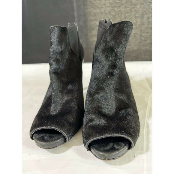 Ann Taylor Women's Black Calf Hair Peep Toe Ankle Booties Zip Size 6.5 - Picture 3 of 12